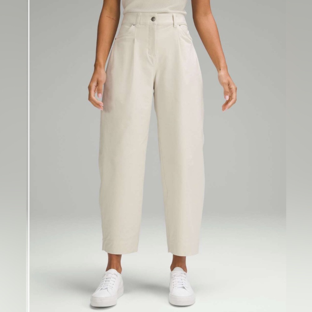 Lululemon City Sleek Barrel-Leg Pant *Light Utilitech, Size 30, Bone